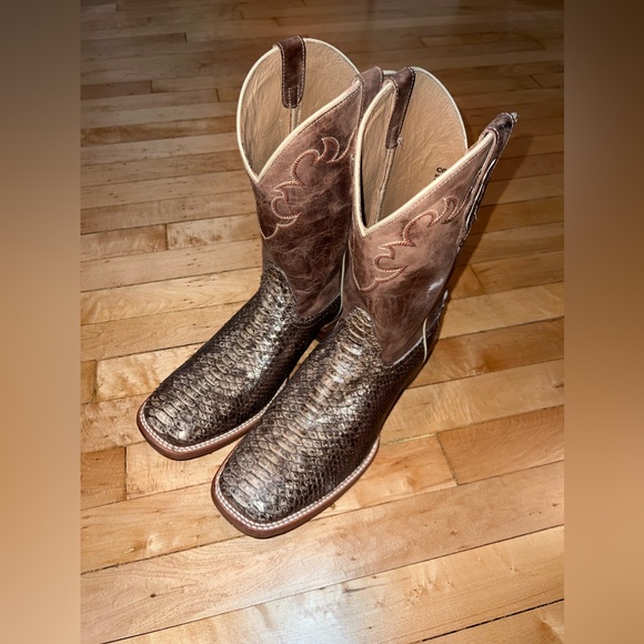 Cody James Other - CODY JAMES Square Toe Python Cowboy Boots